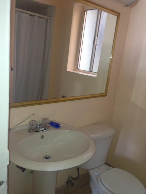 Americas Best Value Inn - Downtown Oakland/Lake Merritt Habitación foto